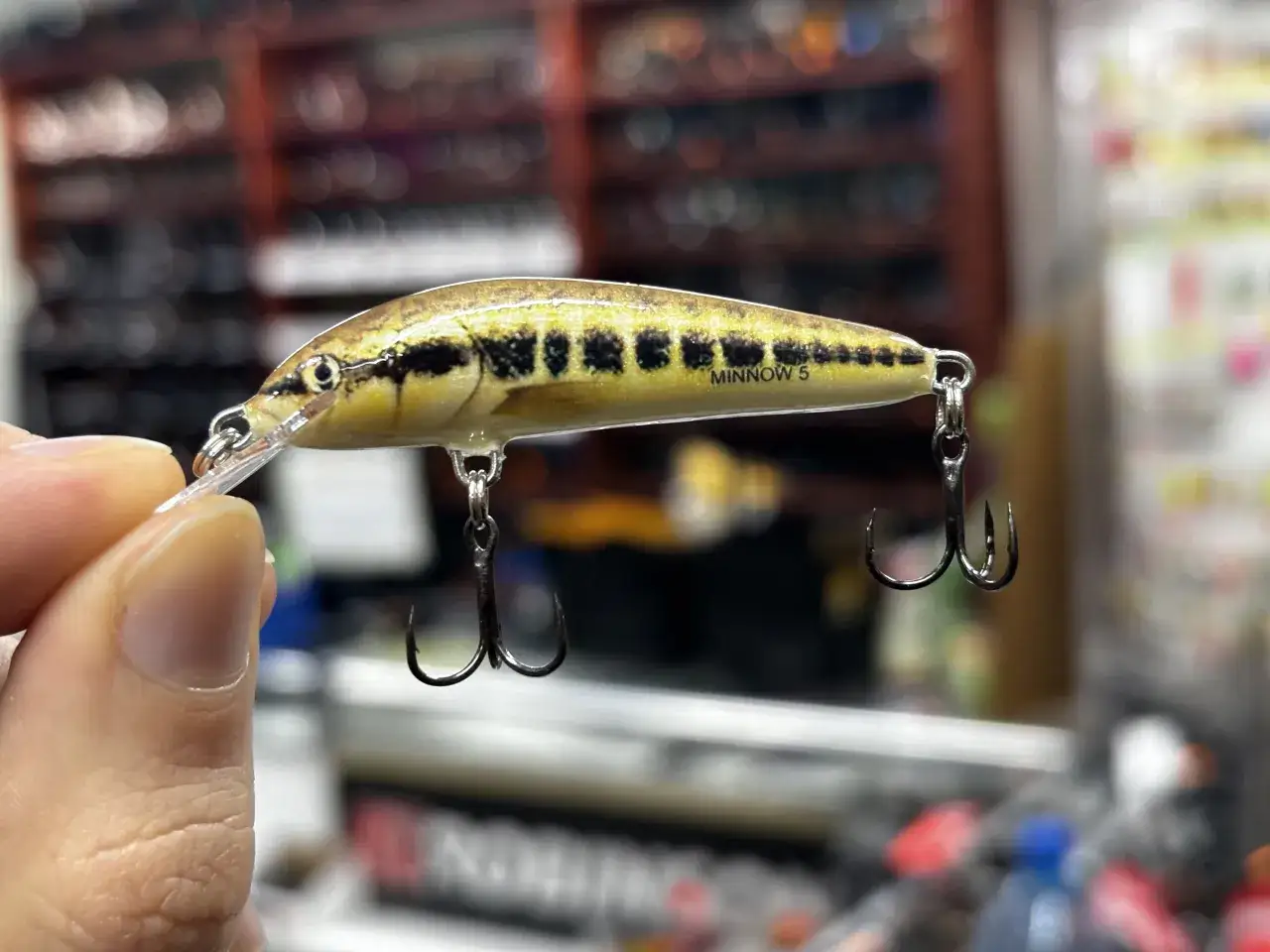 Skuteczne przynęty na pstrąga: uniknij najczęstszych błędów w wędkarstwie