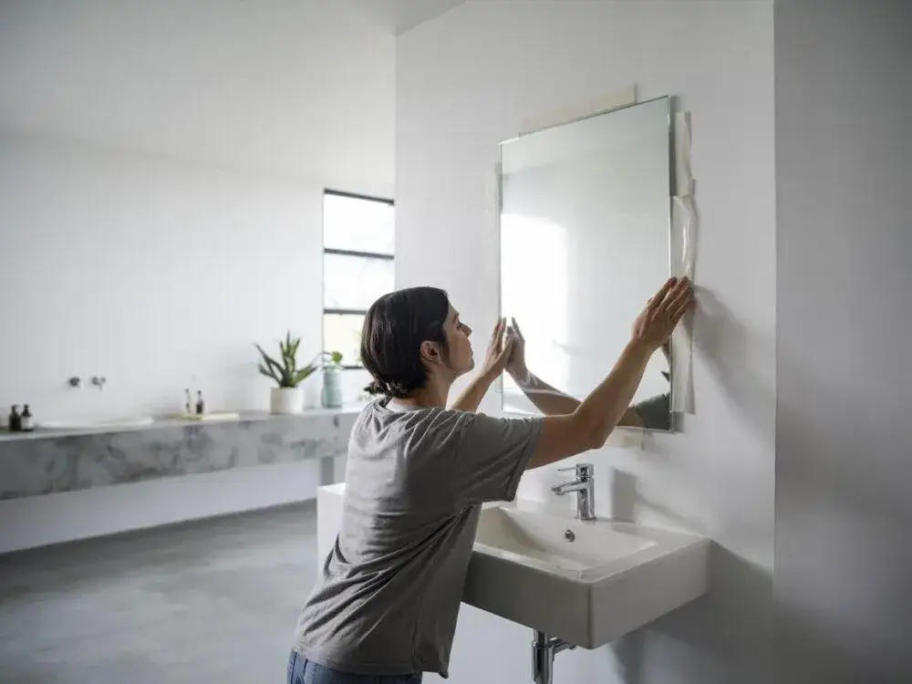 Przewóz dużego lustra bez stłuczki? Sprawdź, jak to zrobić!