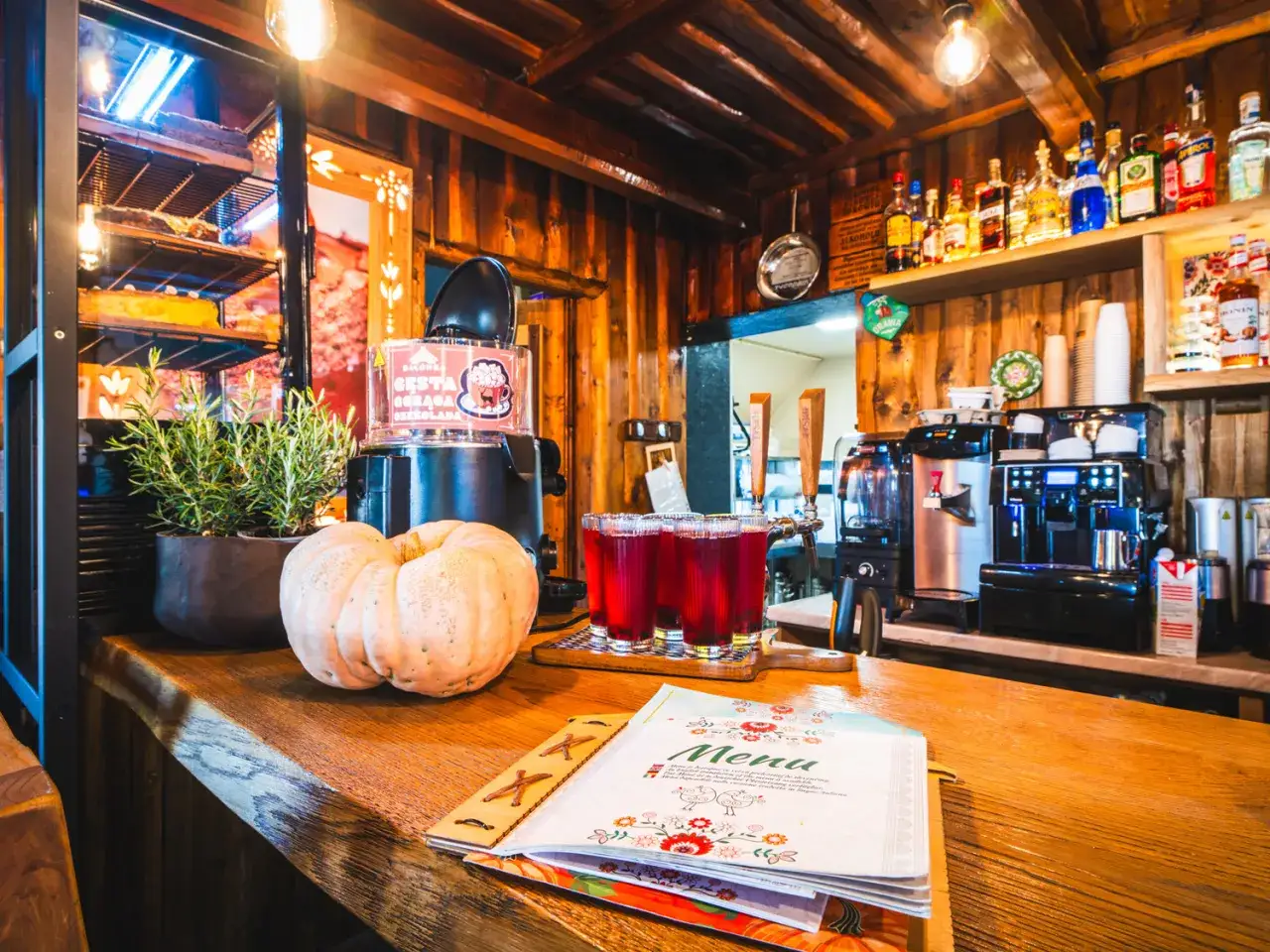 Restauracja Bacówka Chyżne - smak tradycyjnej kuchni w sercu gór