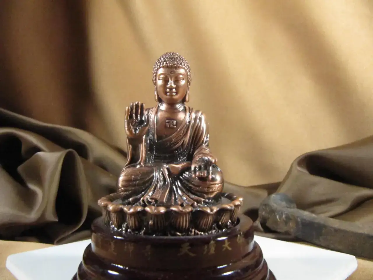 Czy figurka Buddy przynosi pecha? Prawda o symbolice i mocy