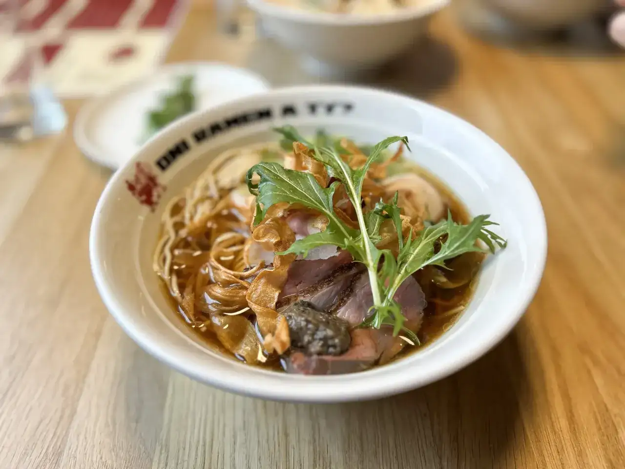 Ramen w Polsce: Ile zapłacisz w lokalu, a ile w domu?