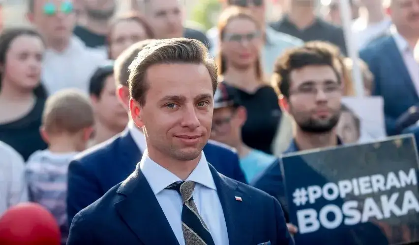 Krzysztof Bosak – kim jest i jakie ma poglądy polityczne?