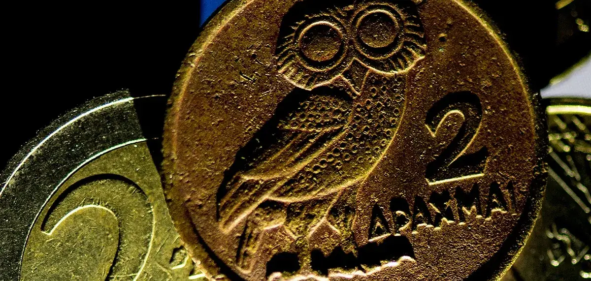 Jaka była waluta w Grecji przed euro? Poznaj historię drachmy