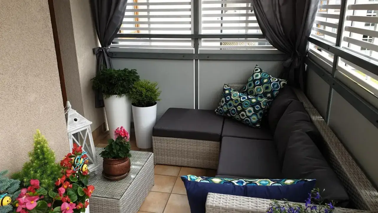 Jak zabudować balkon w bloku? Legalnie, funkcjonalnie i bez błędów