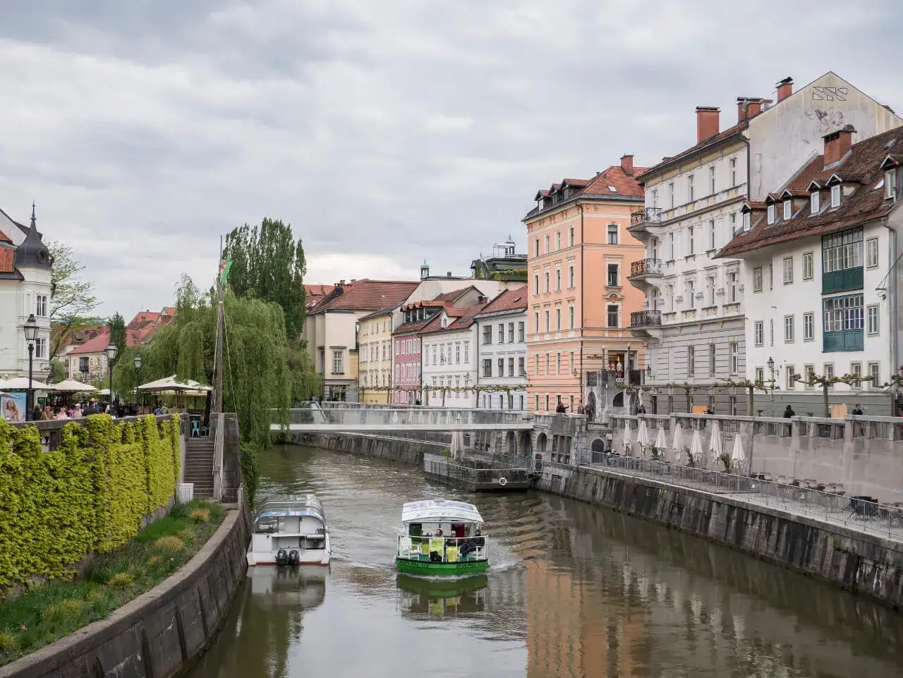Słowenia czy potrzebny paszport? Odkryj, co musisz wiedzieć przed podróżą