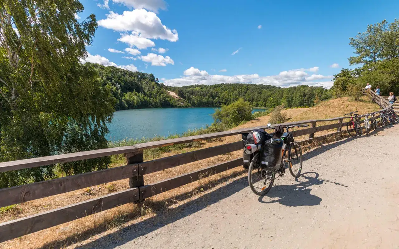 Słowiński Park Narodowy trasy rowerowe - najlepsze szlaki i porady