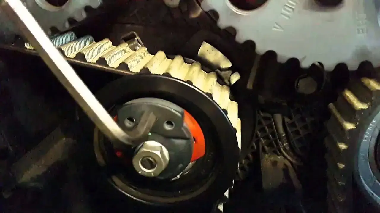 Jak prawidłowo przeprowadzić wymianę paska rozrządu 2.0 TDI i ustawić blokadę rozrządu