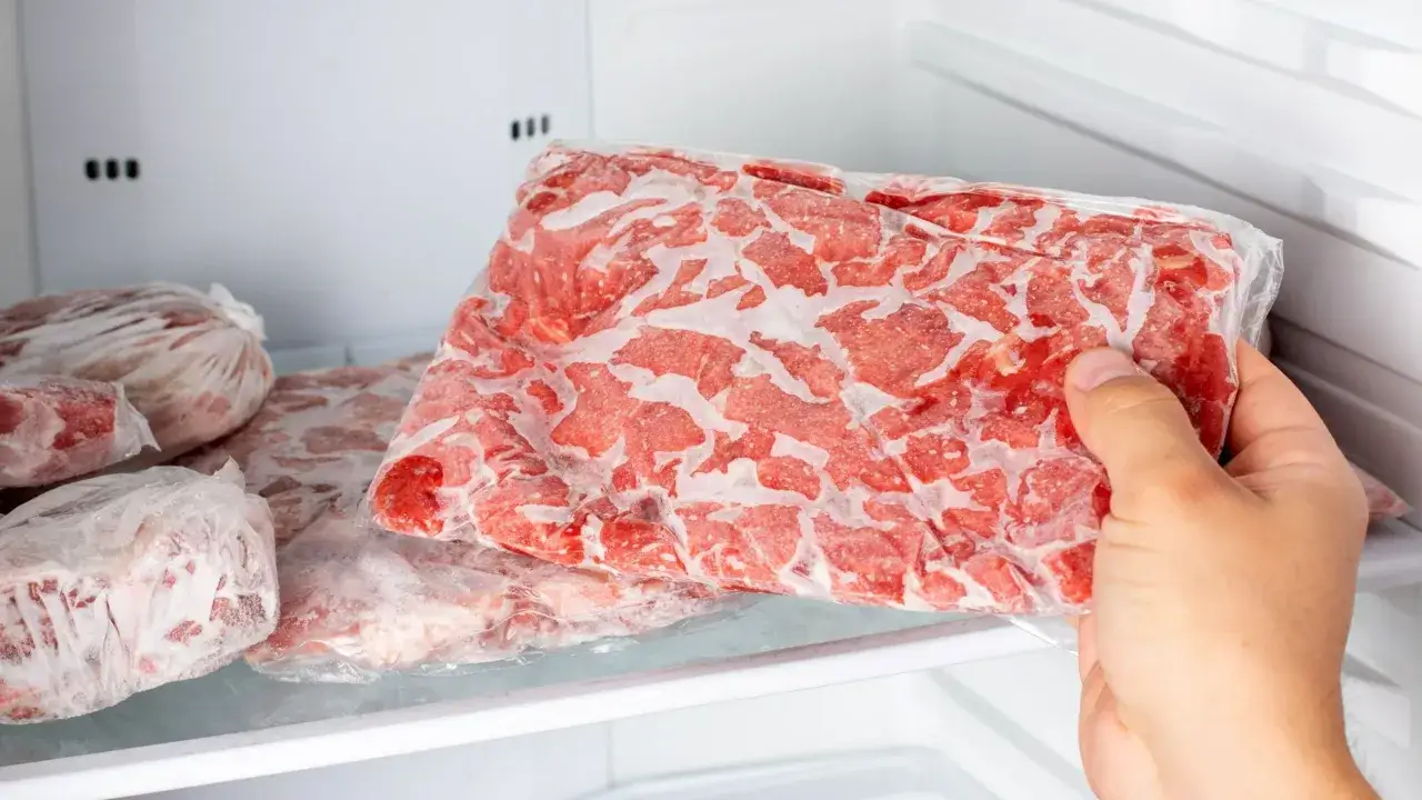 Jak długo mrozić mięso? Pełny przewodnik po bezpiecznym przechowywaniu.