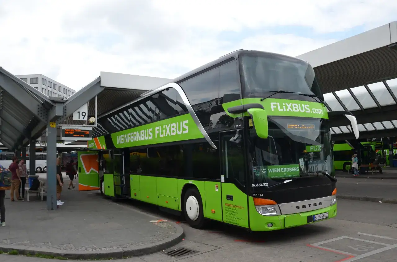Flixbus Płock: Gdzie wsiąść? Adres, stanowisko i porady