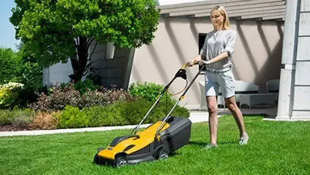 Kosiarka elektryczna Makita czy Stiga – co wybrać dla swojego trawnika?