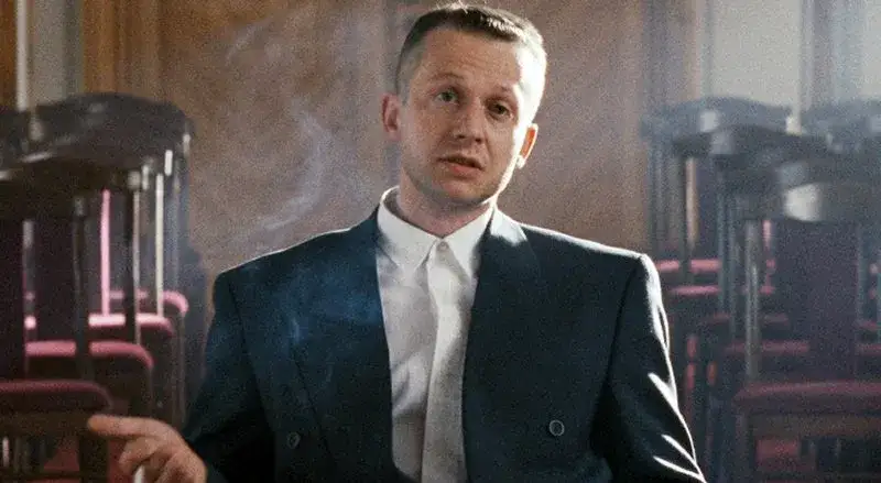 A kto umarł ten nie żyje cytat - znaczenie i kontekst w filmie Psy