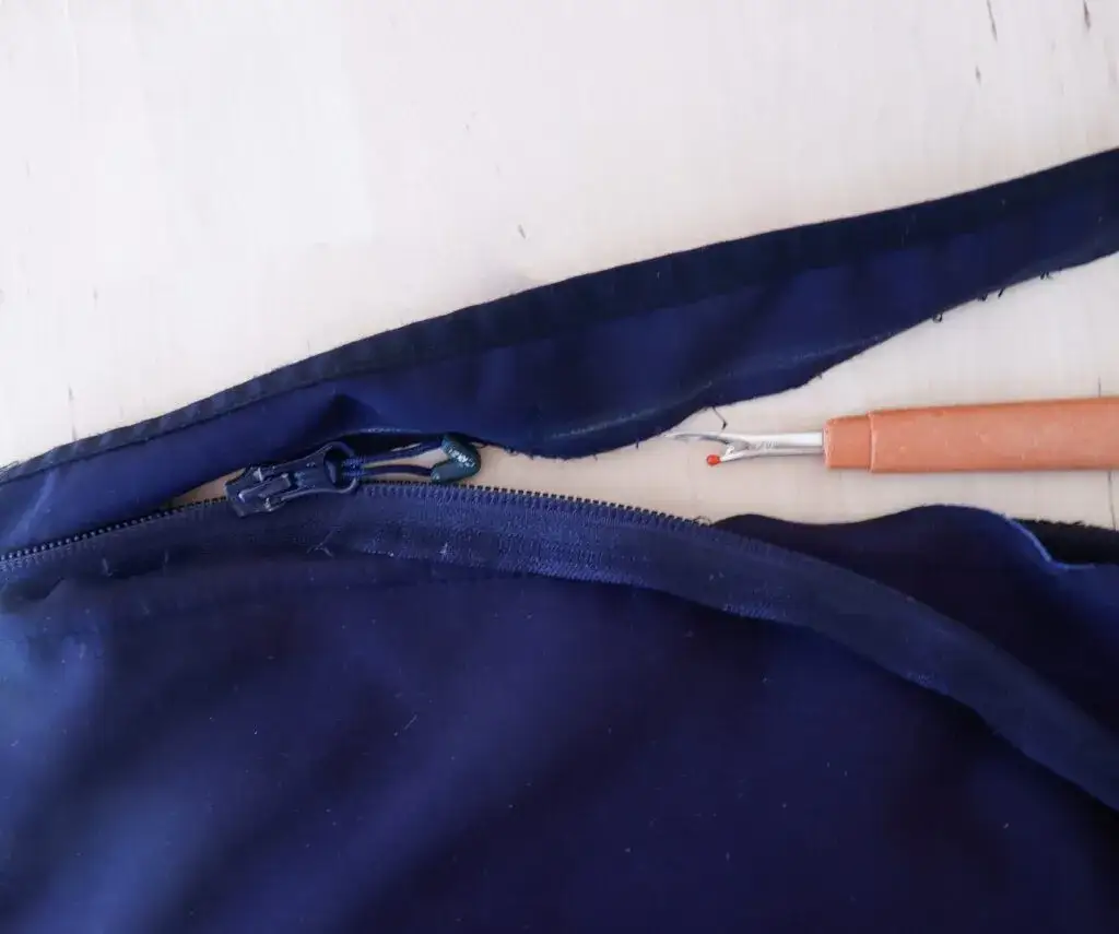 Jak naprawić suwak w kurtce: proste sposoby na skuteczną naprawę