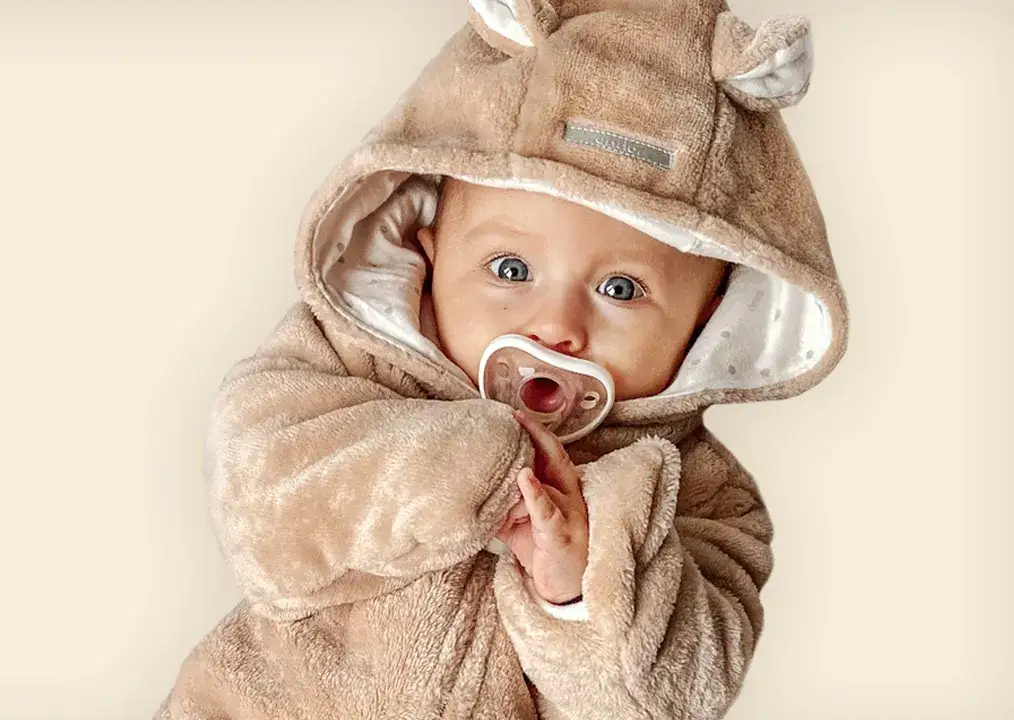 Kombinezon czy kurtka na zimę - co wybrać dla dziecka, aby nie zmarzło?