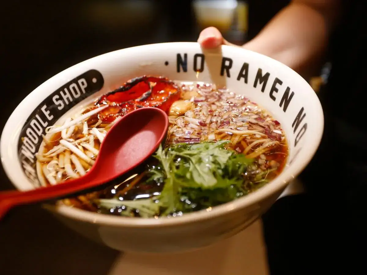 Jak zrobić ramen w domu? Prosty przewodnik po składnikach i przepisach