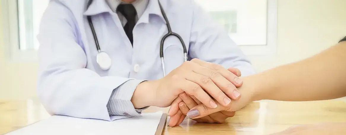 Nietrzymanie moczu: do jakiego lekarza udać się z tym problemem