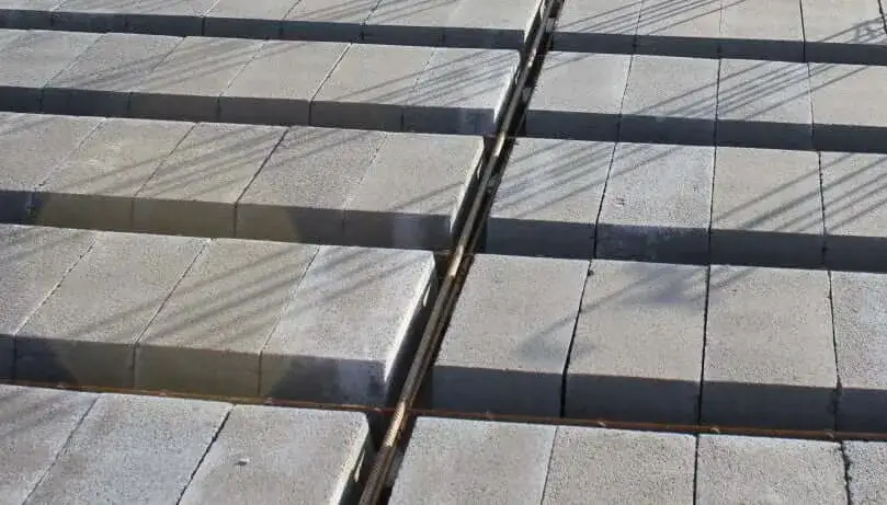 Żebra rozdzielcze Teriva: klucz do trwałego stropu gęstożebrowego