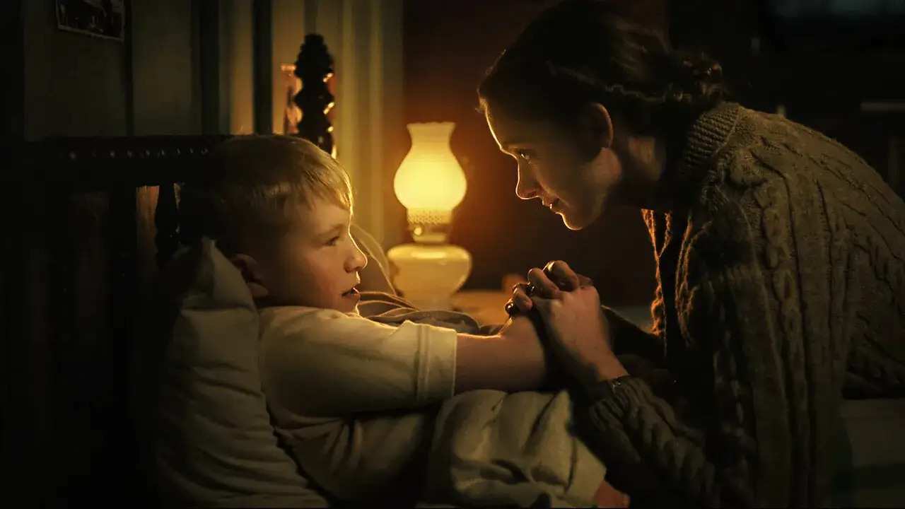 Najważniejsze filmy o Holokauście – historie, które wstrząsają i uczą