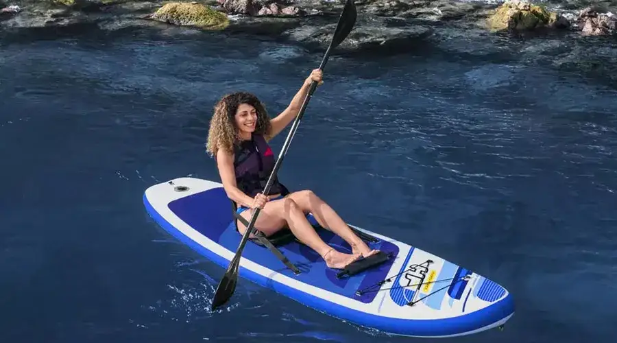 Deska SUP czy kajak – który wybór zaspokoi Twoje potrzeby?