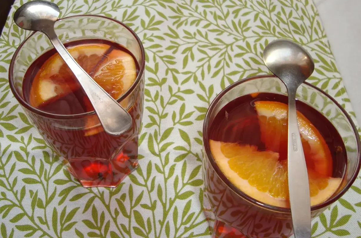 Zimowe wieczory z ulubionymi produkcjami: co obejrzeć, by się rozgrzać