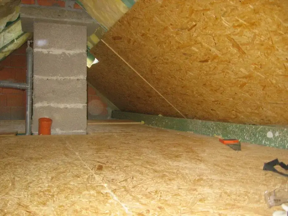 Grubość płyty OSB na poddasze: jak dobrać dla swojego projektu