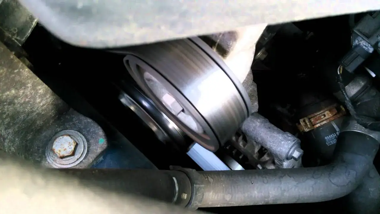 Objawy uszkodzonego alternatora w Ford Focus MK2 – jak je rozpoznać?