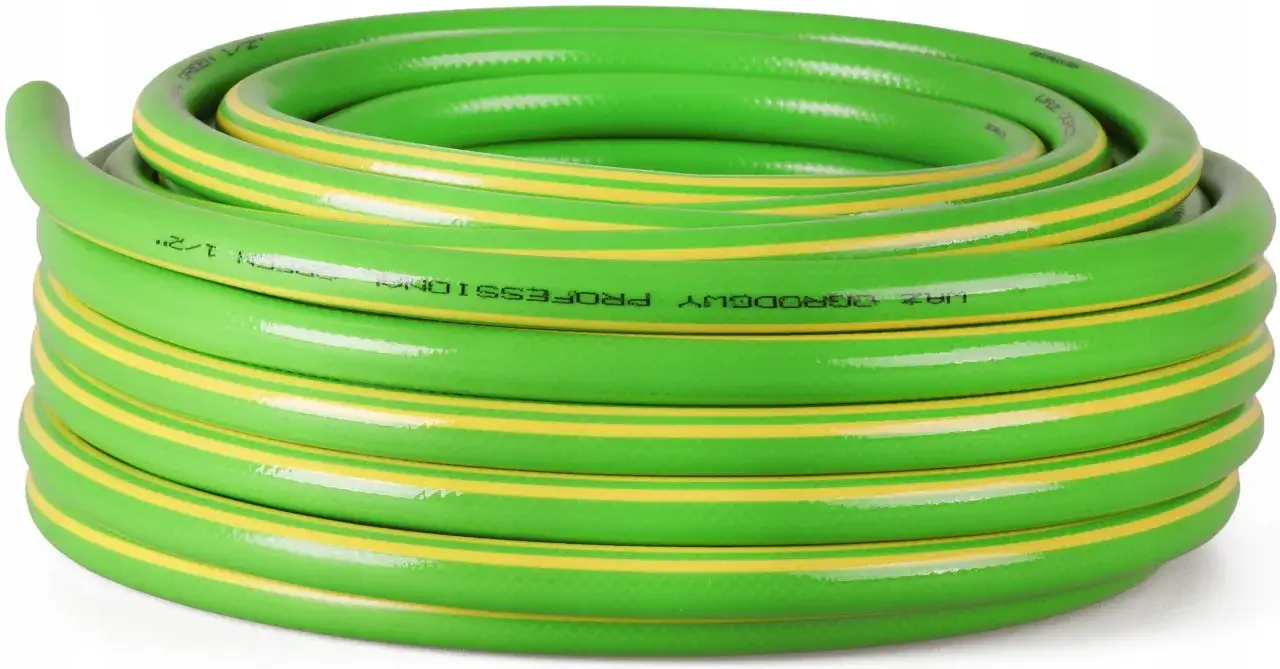 Wąż ogrodowy 1/2 czy 3/4: Który wybór będzie najlepszy dla Twojego ogrodu?