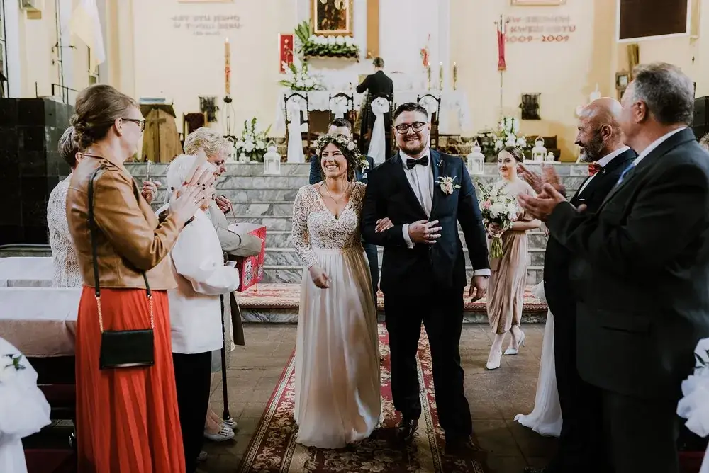 O której ślub w kościele? Sprawdź najlepsze godziny ceremonii