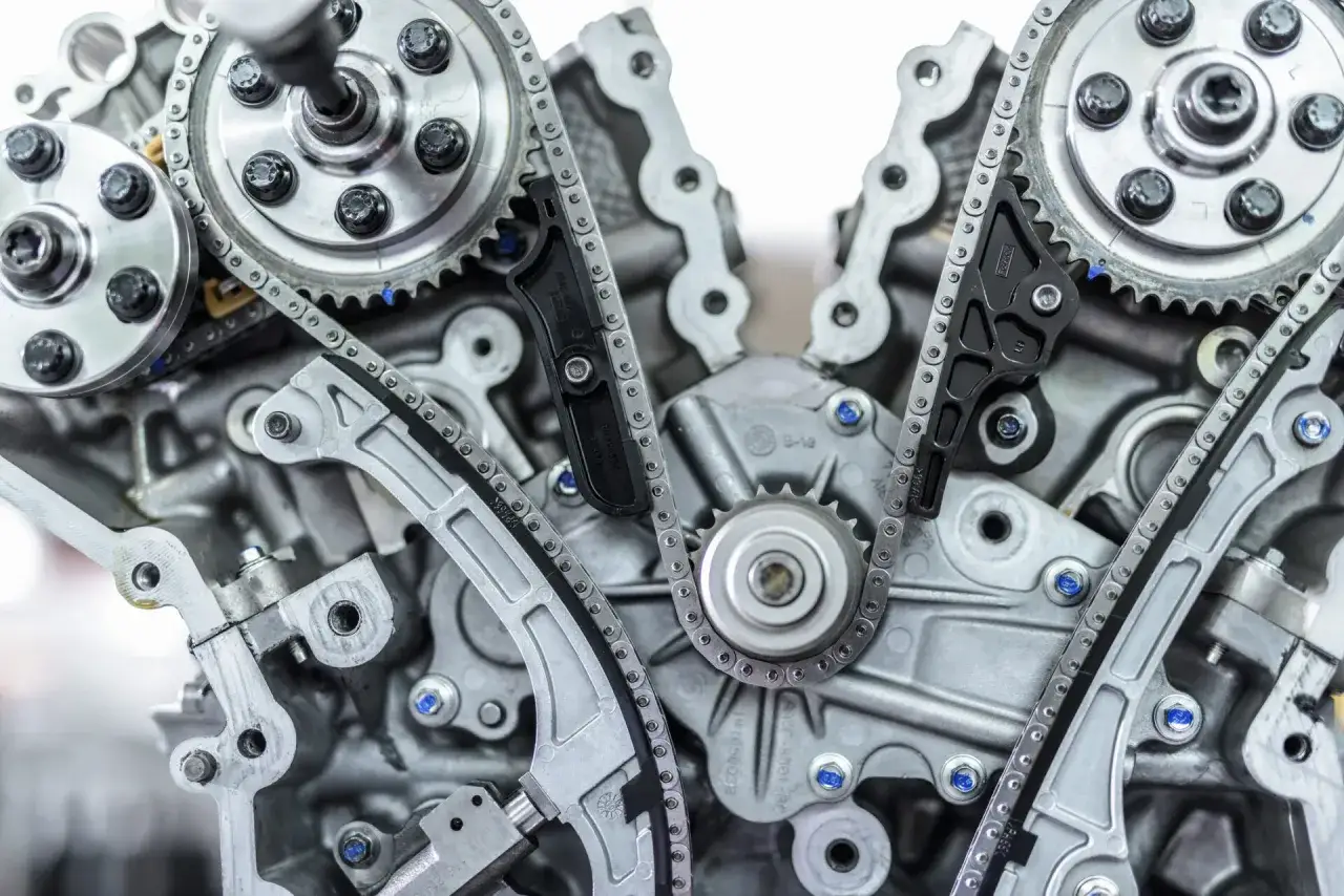 Czy przy wymianie rozrządu wymienia się olej? Uniknij kosztownych błędów