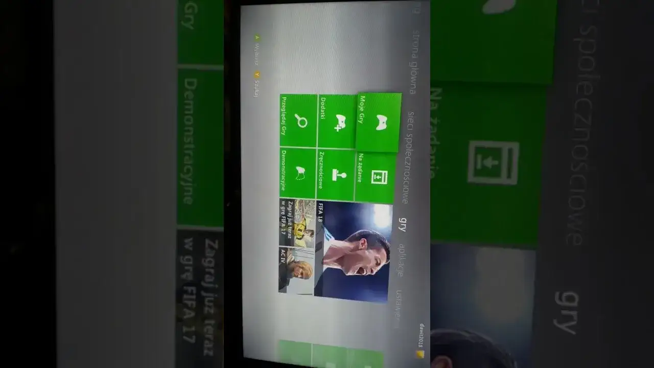 Skąd bezpiecznie pobierać gry na Xbox 360? Sprawdź legalne źródła i uniknij ryzyka