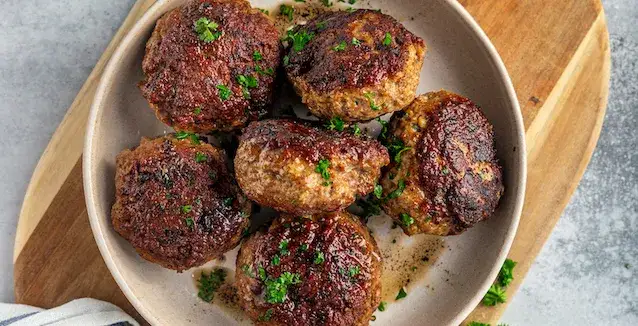 Die besten Gewürze für Frikadellen: So schmecken sie perfekt