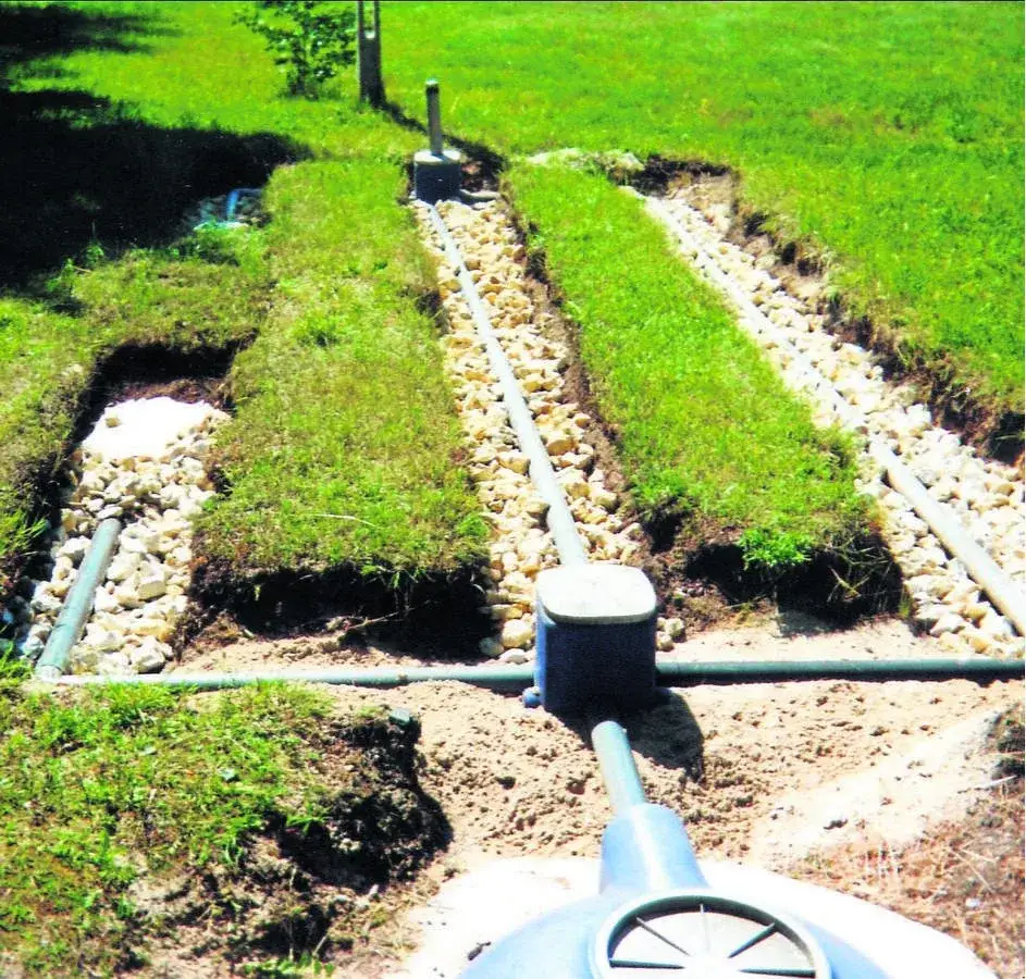 Jak wybrać najlepszą przydomową oczyszczalnię ścieków bez błędów i kosztownych pomyłek