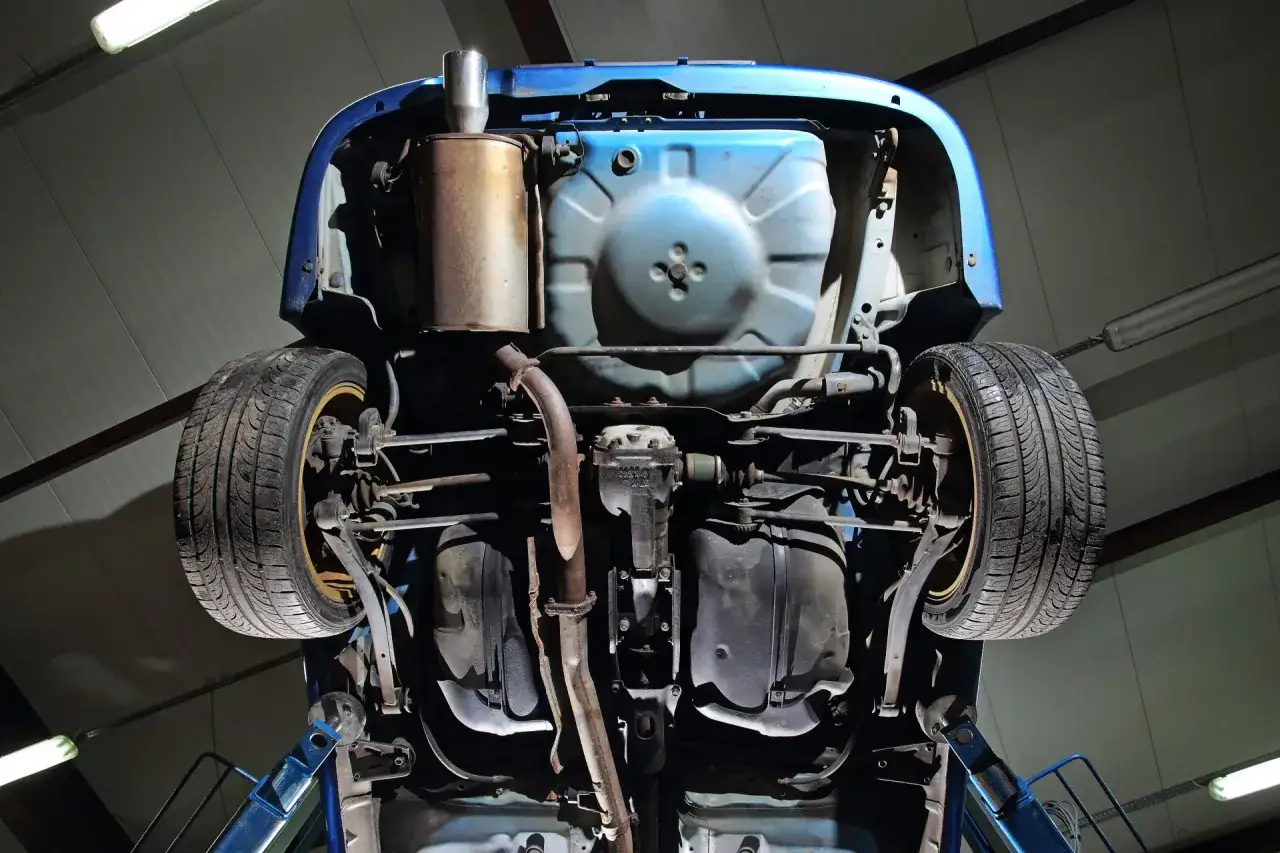 Czy wydech przelotowy jest legalny? Sprawdź, co musisz wiedzieć