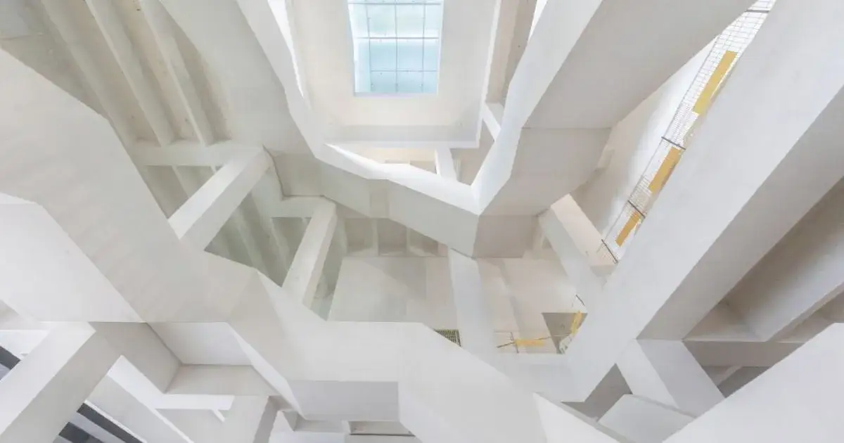 Kto zaprojektował muzeum sztuki nowoczesnej? Odkryj tajemnice architektury