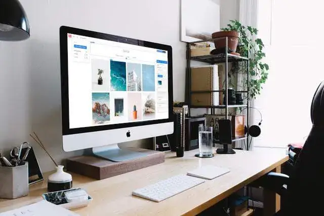 Jak zmienić adres strony HTML bez przeładowania i frustracji