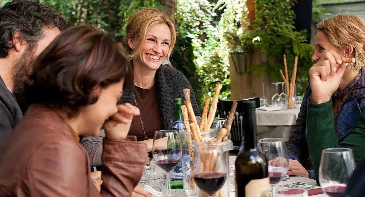 Kultowe sceny jedzenia w filmach – potrawy, które zmieniły wszystko