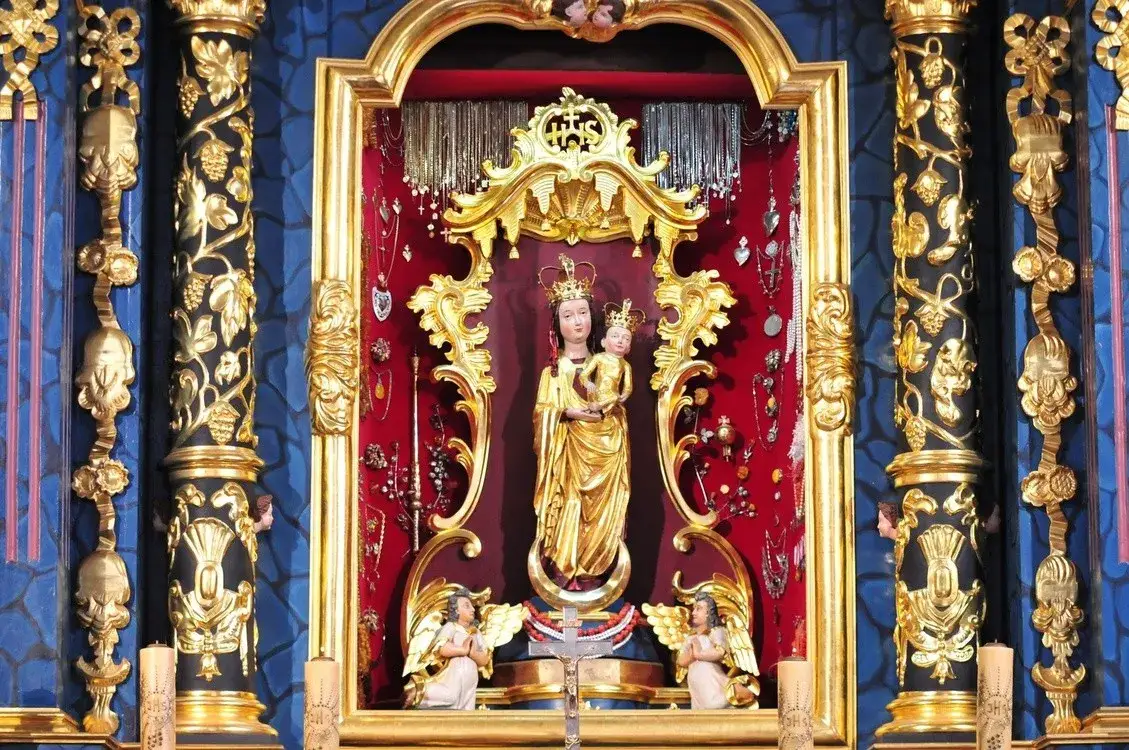 Matka Boża Kębelska, Piekarska, Tuchowska: cudowne wizerunki Maryi