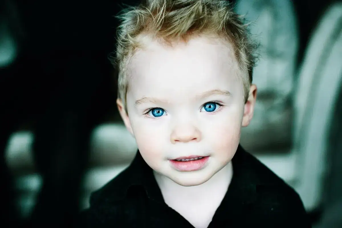 Jak tworzyć fascynujące portrety zdjęciowe: sekrety mistrzów