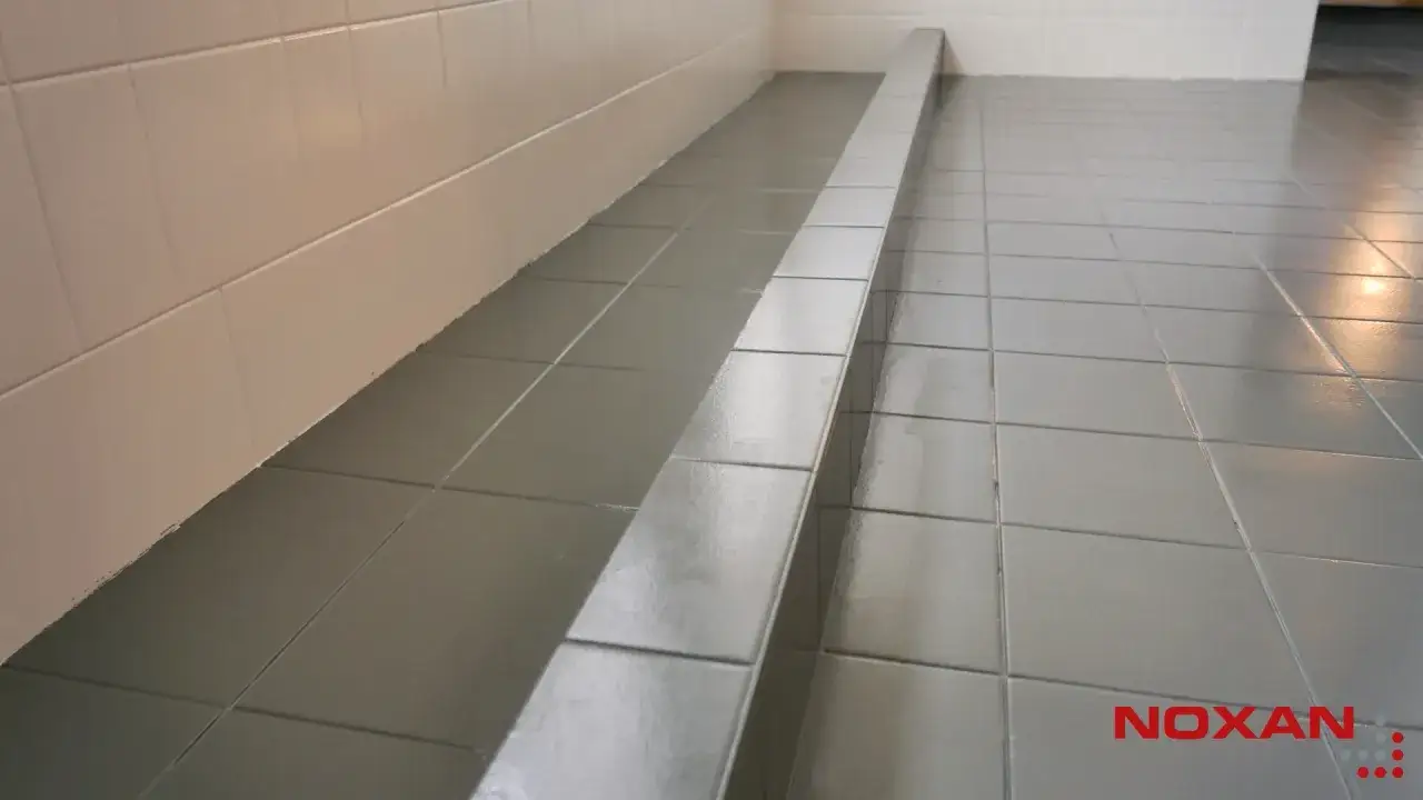 Czy płytki podłogowe można malować? Sprawdź skutki i trwałość tej metody