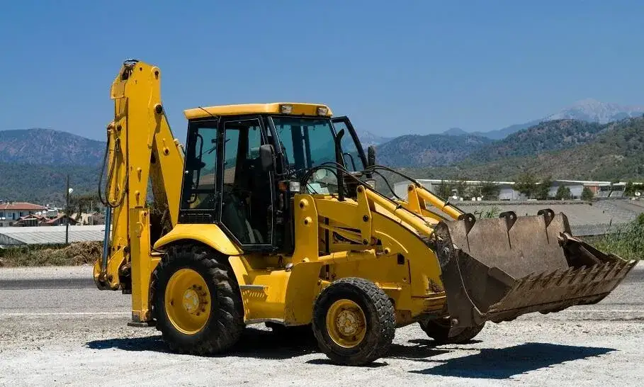 Ile kosztuje wynajem koparki? Sprawdź ceny i uniknij przepłacania!