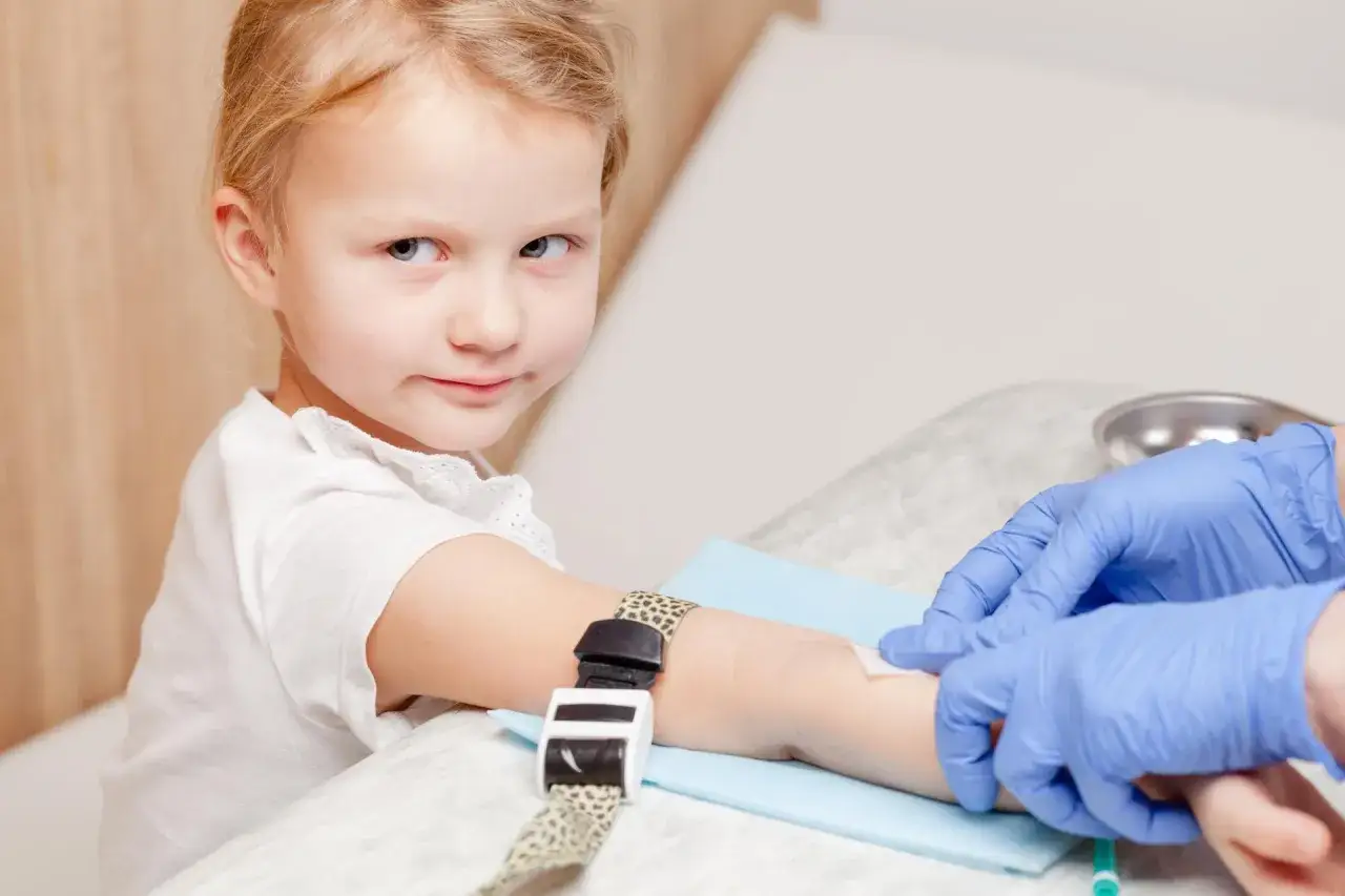 Podwyższony poziom monocytów u dziecka: co powinien wiedzieć każdy rodzic?