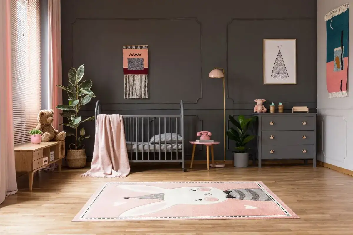 Wybór wykładziny do pokoju dziecięcego: bezpieczeństwo i styl w jednym
