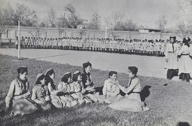 Afganistan kiedyś i dziś: drastyczne zmiany w prawach kobiet i kulturze