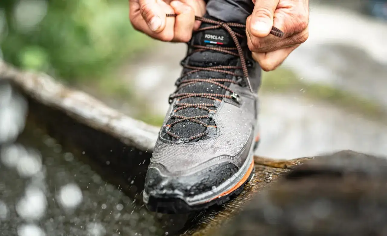 Jak wiązać buty górskie, aby uniknąć kontuzji i zwiększyć komfort