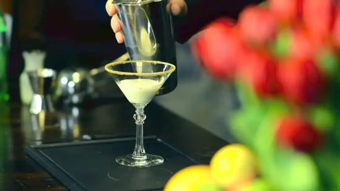 Najlepsze drinki z mlekiem skondensowanym, które zaskoczą Twoje podniebienie