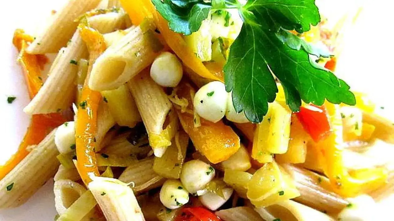 Pyszny makaron penne z warzywami – łatwy przepis na zdrowy obiad