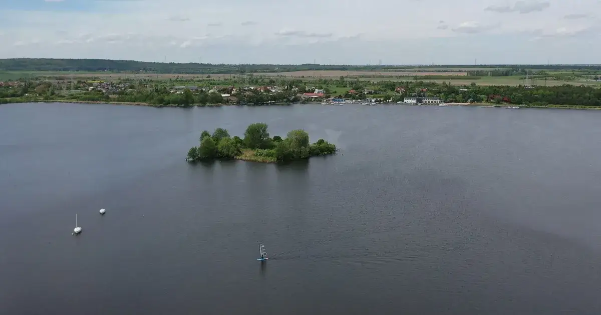 Jezioro Pątnowskie: ukryte skarby i atrakcje, które musisz poznać