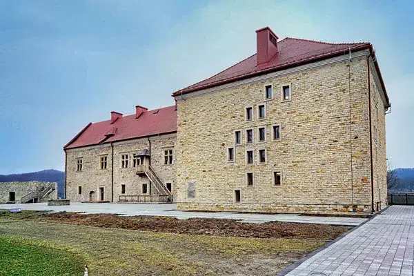 Zamek w Sanoku: fascynująca historia i tajemnice muzeum
