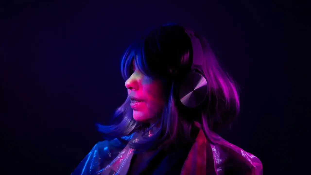 Poznaj ukryte znaczenie tekstów piosenek i ich wpływ na emocje słuchaczy