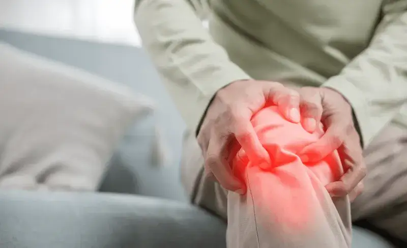 Skuteczne sposoby na bóle stawów – co jest dobre na ból stawów?