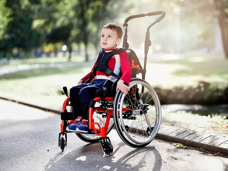 Kompletny poradnik jak dobrać wózek inwalidzki: wszystko co musisz wiedzieć